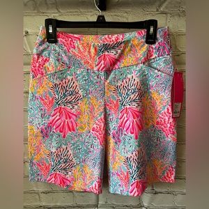 NWT Lilly Pulitzer Luxletic Reid Short. Size 4. Splashdance Golf.